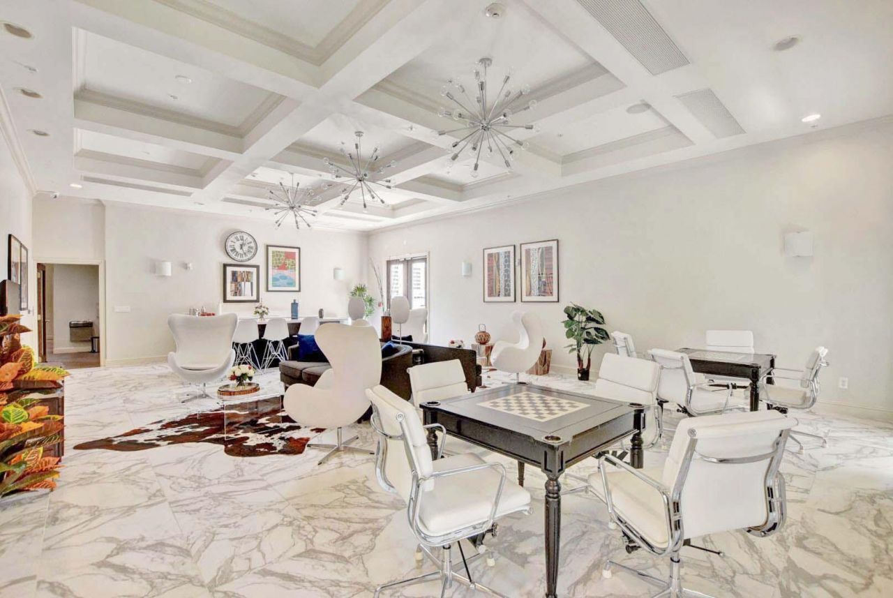 600 S Dixie Highway, Unit 720, West Palm Beach, FL 33401 Photo