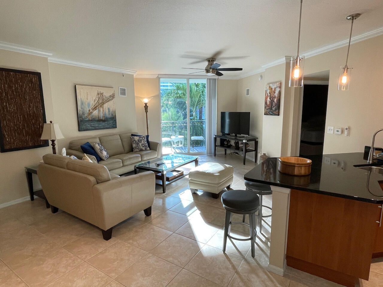 600 S Dixie Highway, Unit 720, West Palm Beach, FL 33401 Photo