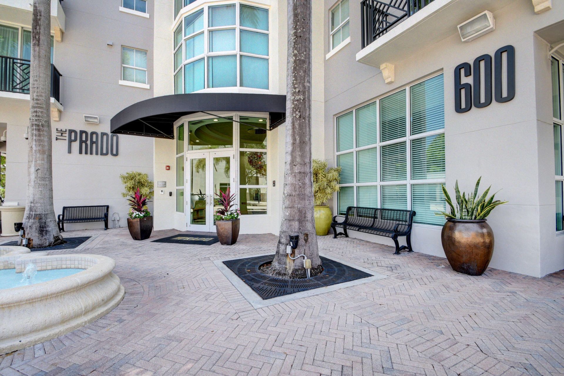 600 S Dixie Highway, Unit 720, West Palm Beach, FL 33401 Photo