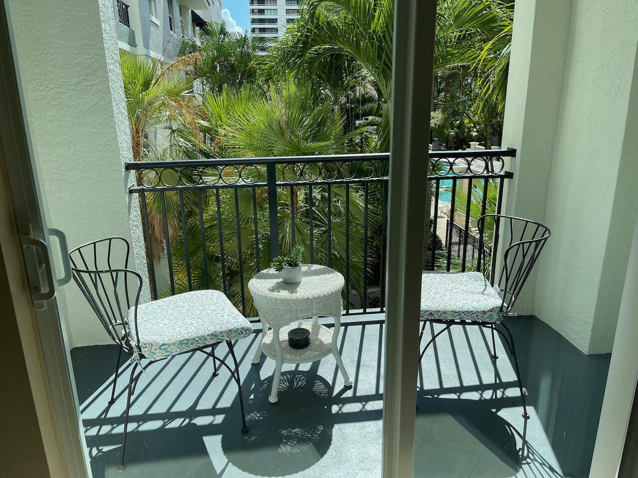 600 S Dixie Highway, Unit 720, West Palm Beach, FL 33401 Photo