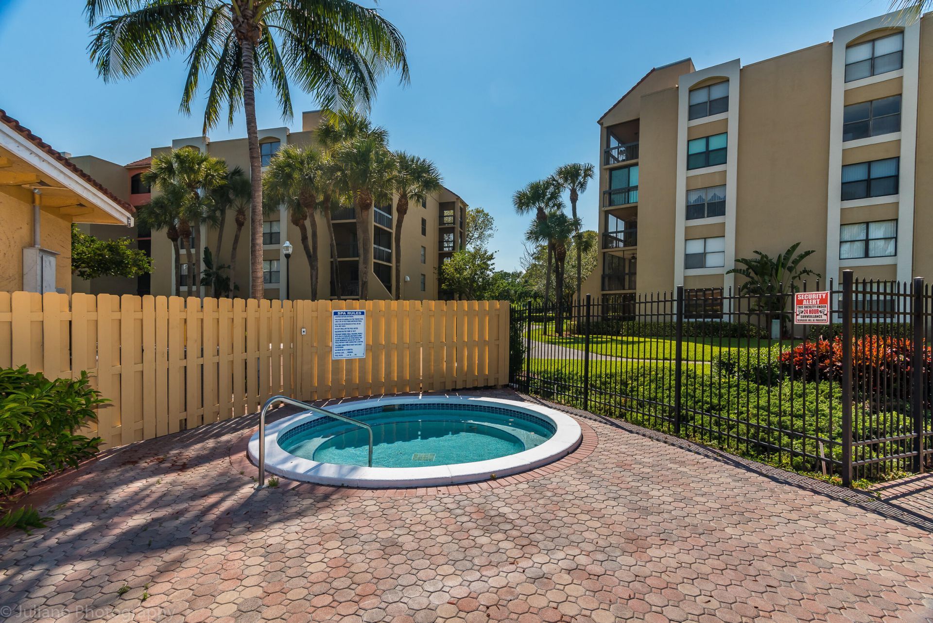 1915 Lavers Circle, Unit E309, Delray Beach, FL 33444 Photo