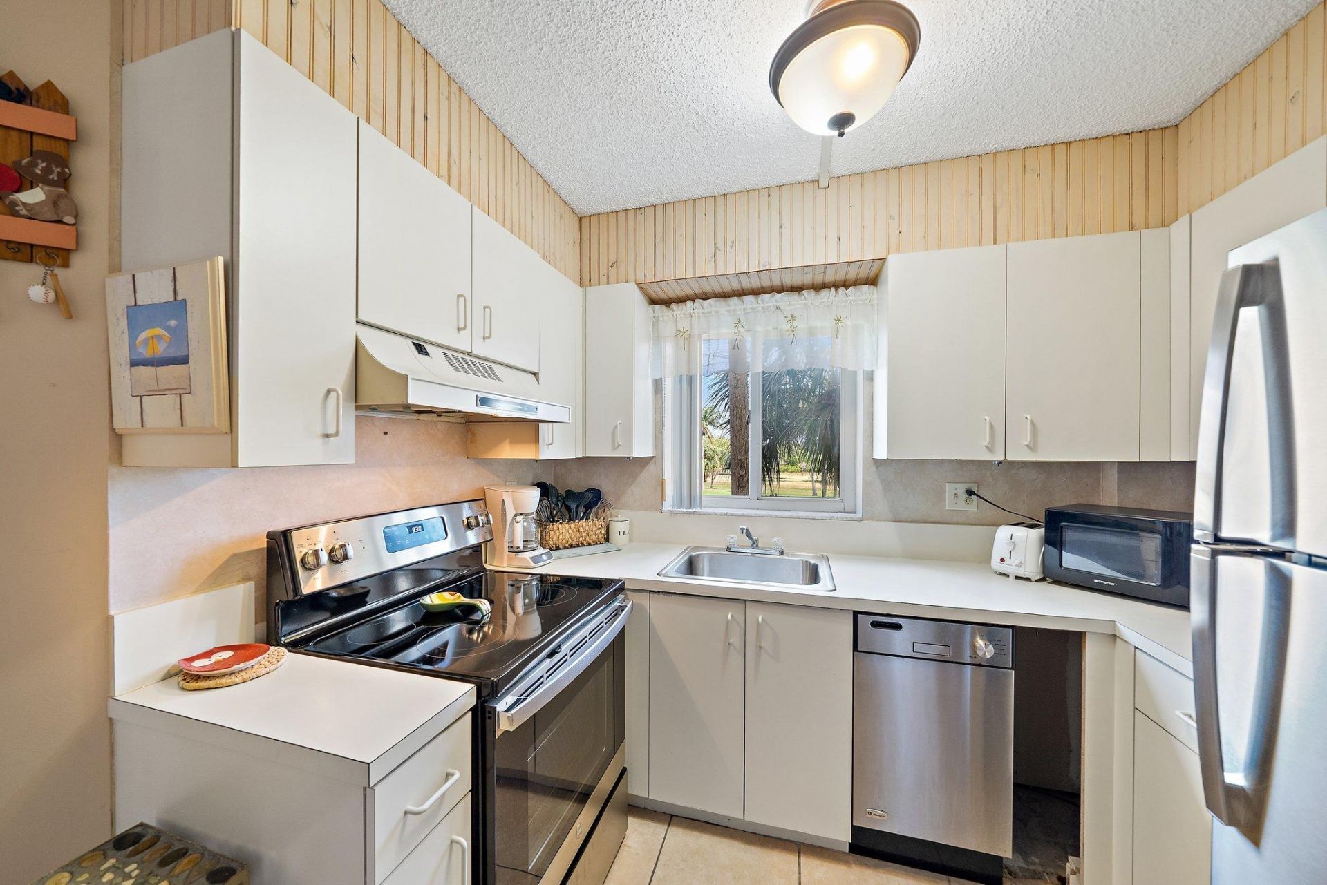 275 Palm Avenue, Unit C203, Jupiter, FL 33477 Photo