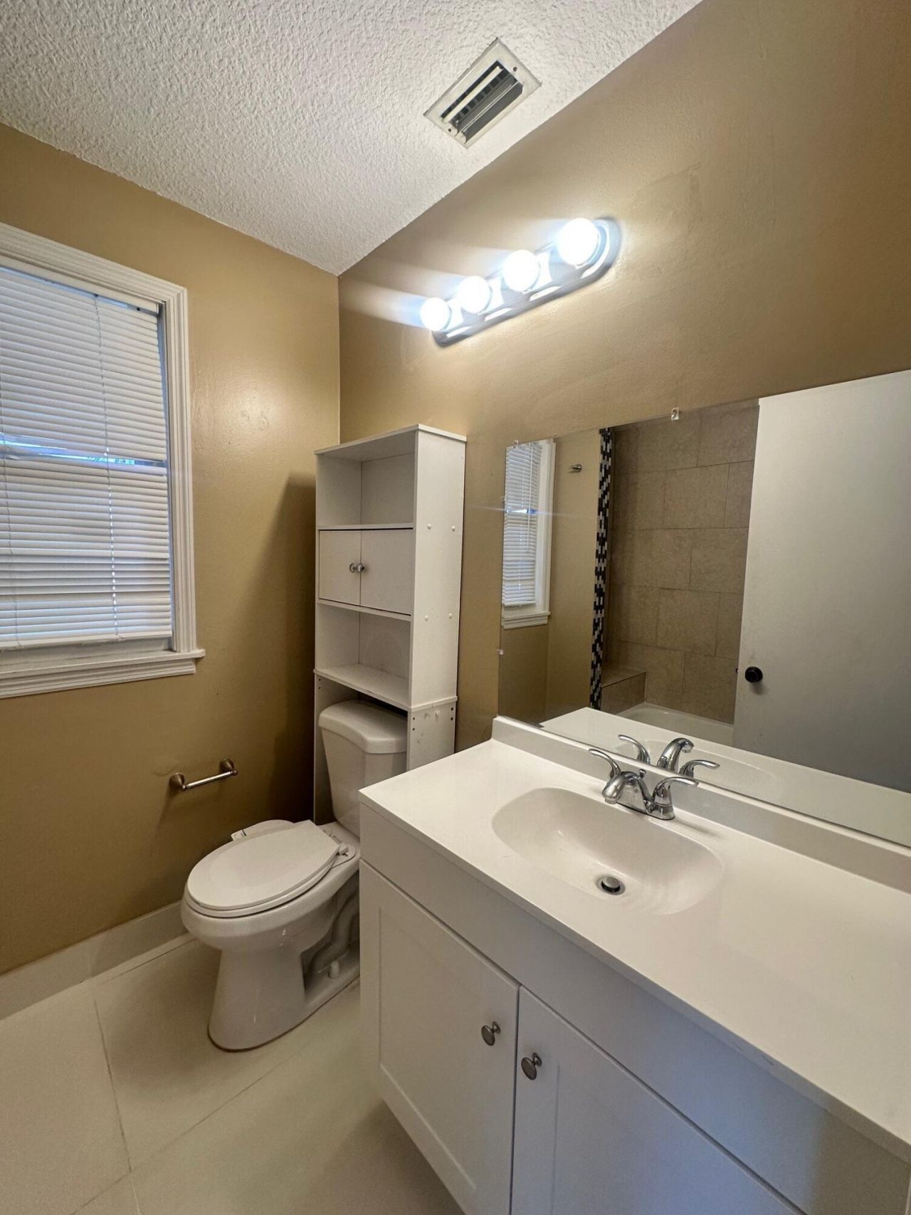 2307 N Congress Avenue, Unit 27, Boynton Beach, FL 33426 Photo