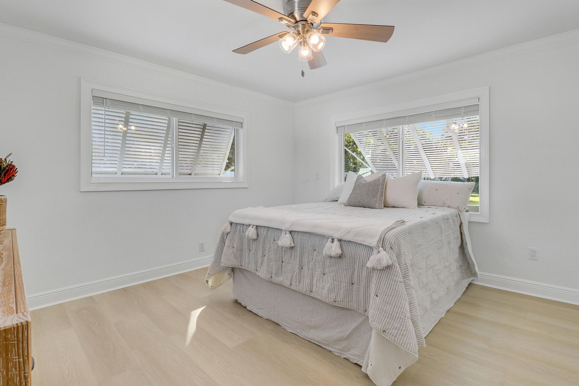 615 Westwind Drive, North Palm Beach, FL 33408 Photo