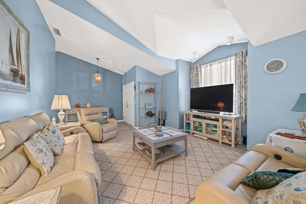 148 Ponce De Leon Street, Royal Palm Beach, FL 33411 Photo