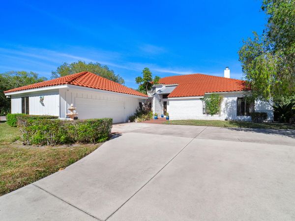 3000 Conifer Drive, Fort Pierce, FL 34951