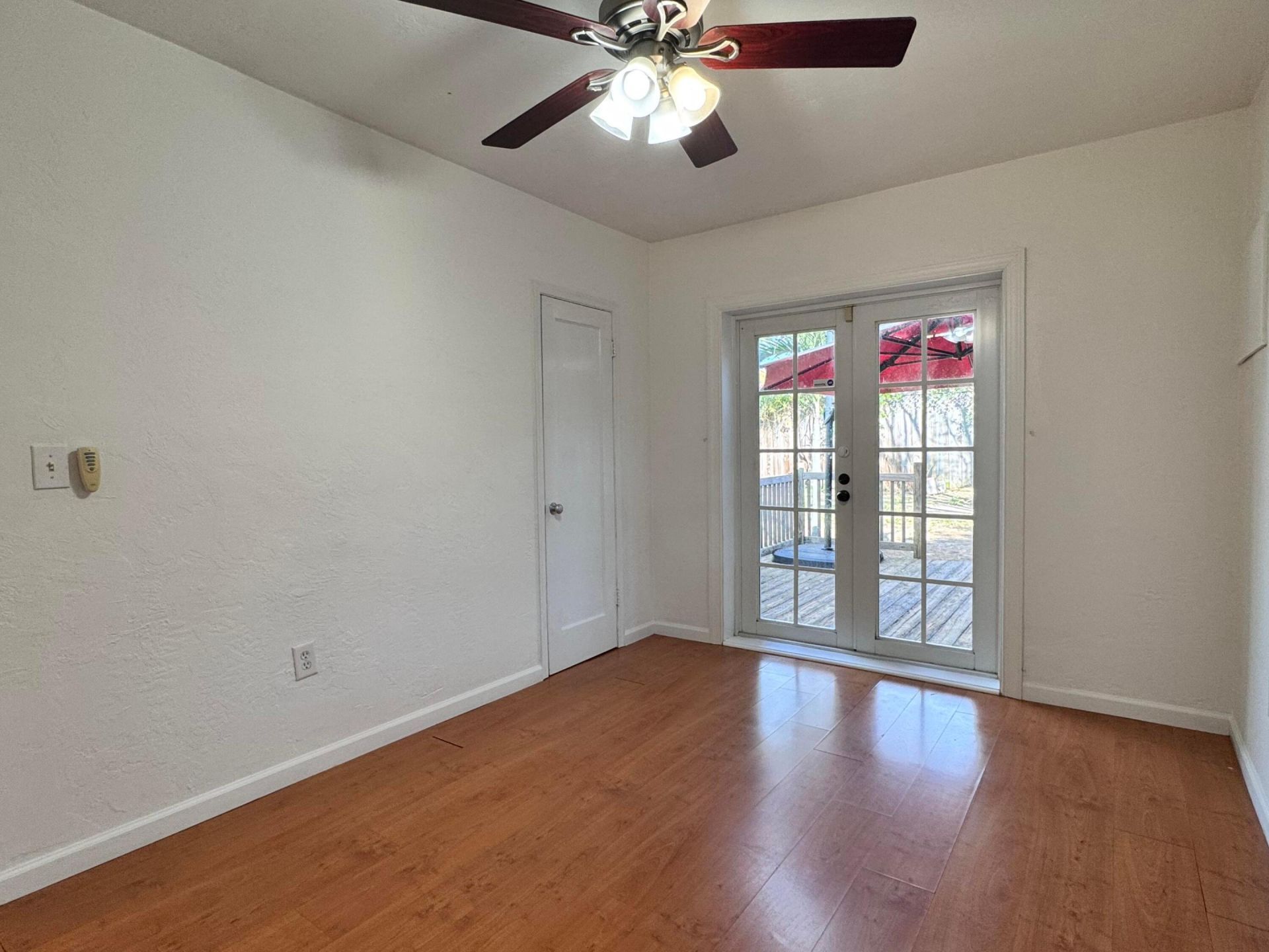 3012 Glenwood Road, West Palm Beach, FL 33405 Photo