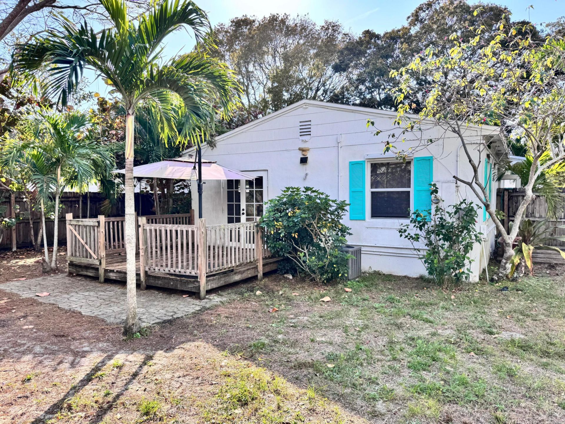 3012 Glenwood Road, West Palm Beach, FL 33405 Photo