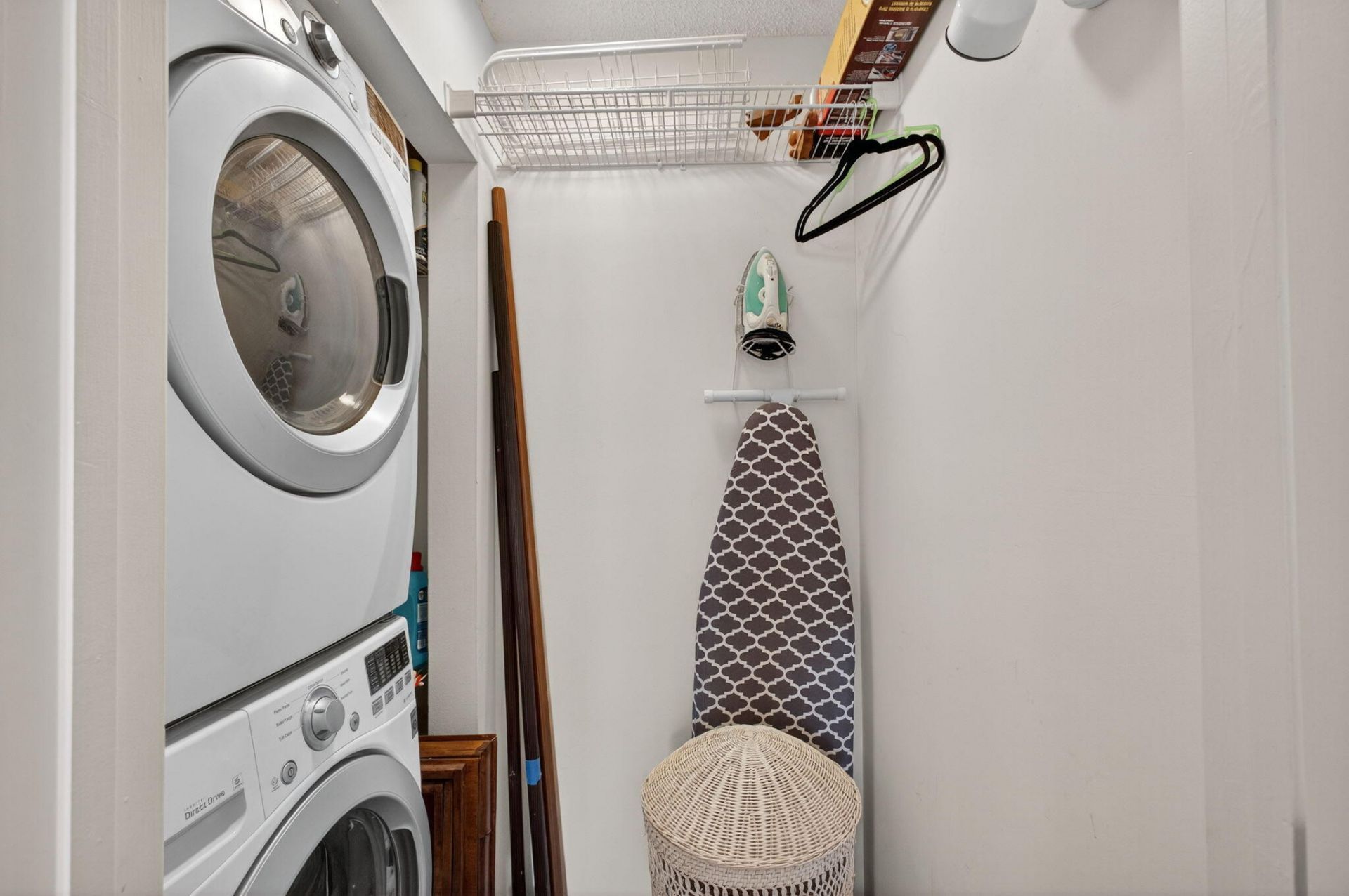 202 Pinecrest Circle, Unit B, Jupiter, FL 33458 Photo