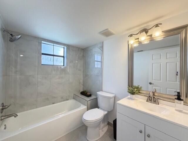 3180 Leewood Terrace, Unit L107, Boca Raton, FL 33431 Photo