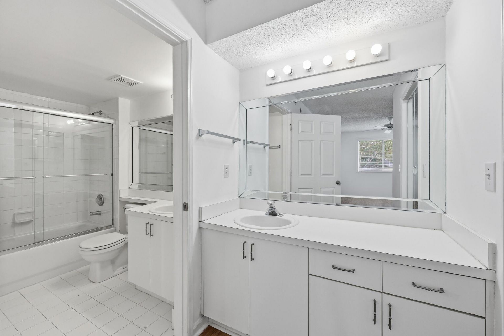 284 Village Boulevard, Unit 9209, Tequesta, FL 33469 Photo