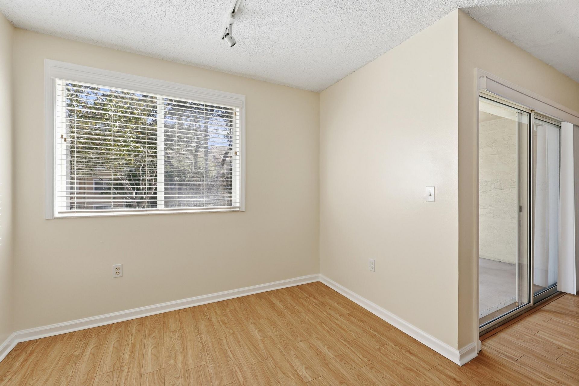 284 Village Boulevard, Unit 9209, Tequesta, FL 33469 Photo