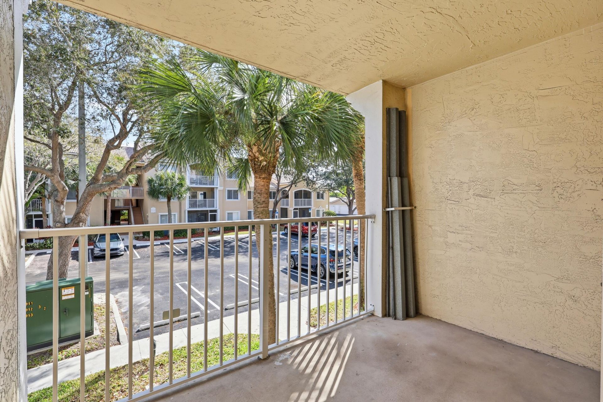 284 Village Boulevard, Unit 9209, Tequesta, FL 33469 Photo
