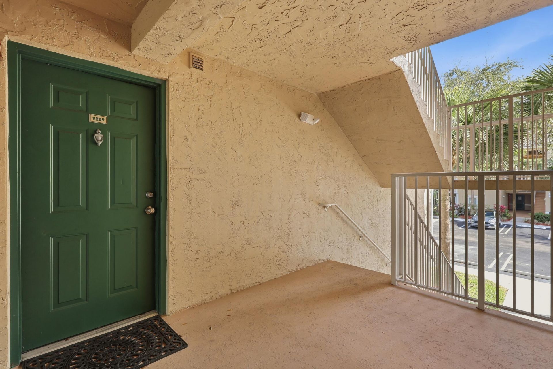 284 Village Boulevard, Unit 9209, Tequesta, FL 33469 Photo