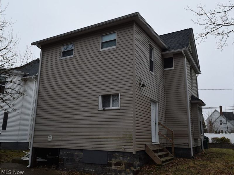 284 3rd Street NW, Barberton, OH 44203 Photo 19