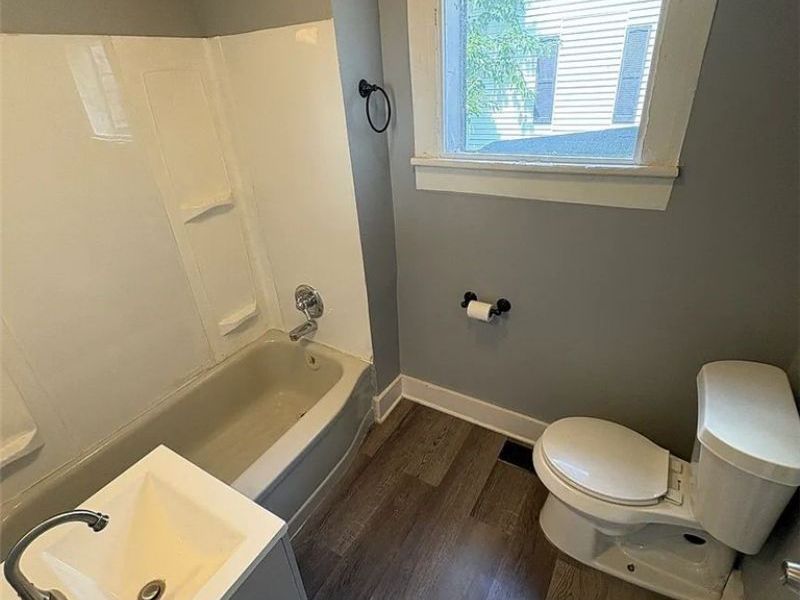 284 3rd Street NW, Barberton, OH 44203 Photo 9