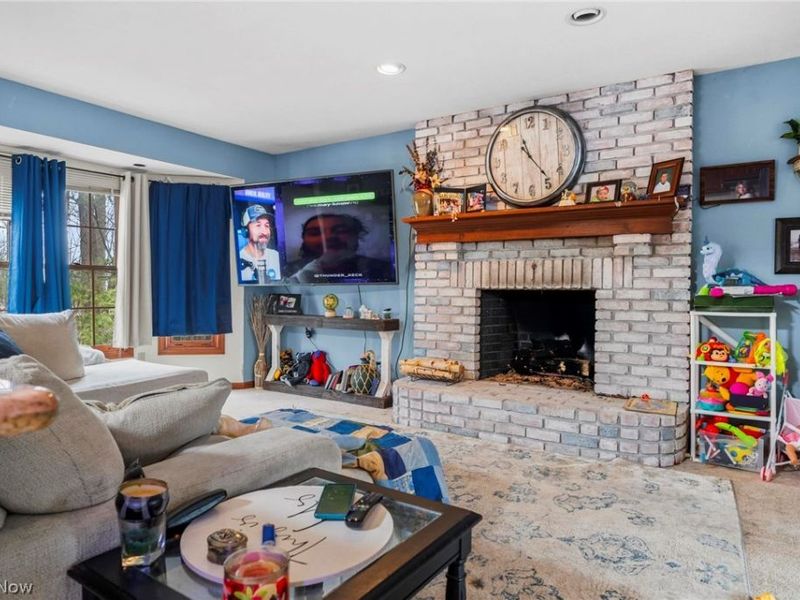 8005 Hansom Place, Concord, OH 44060 Photo 4