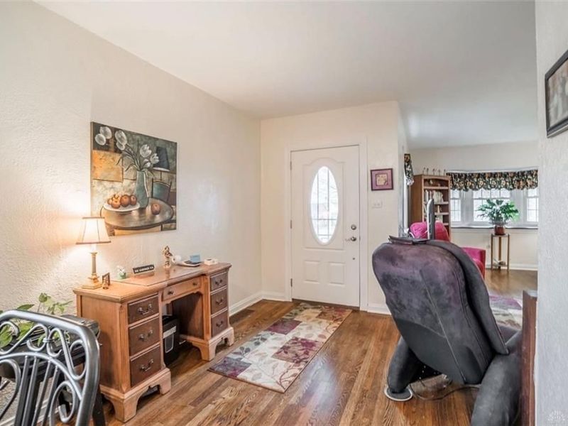 1821 S Smithville Road, Dayton, OH 45420 Photo 8