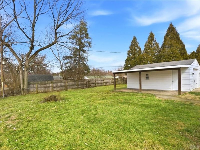 409 Millard Drive, Franklin, OH 45005 Photo 18