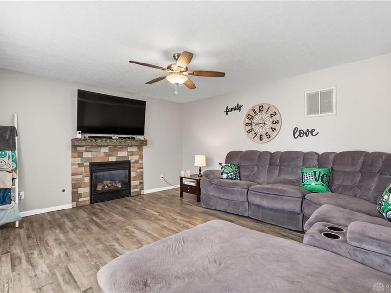 1489 Scenic River Drive, Clayton, OH 45415 Photo 9