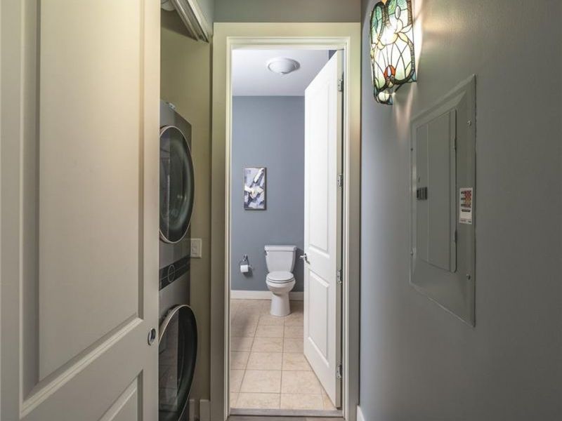 207 E 6th Street, Unit 204, Dayton, OH 45402 Photo 14