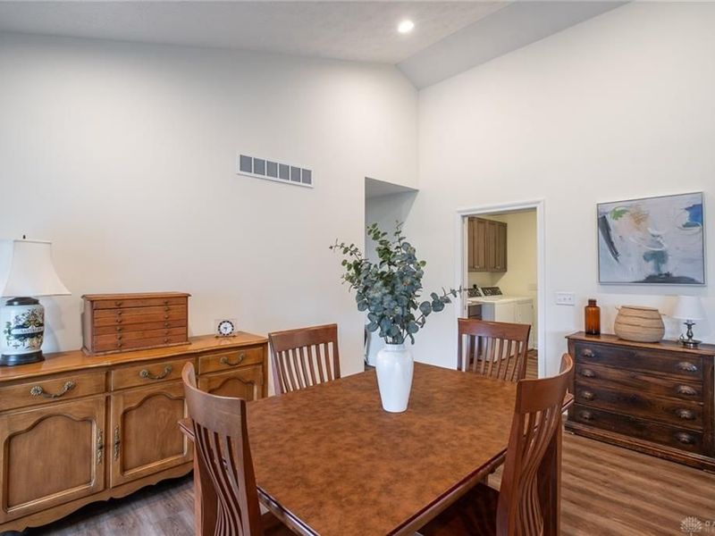 1475 Runnymeade Way, Beavercreek Township, OH 45385 Photo 10