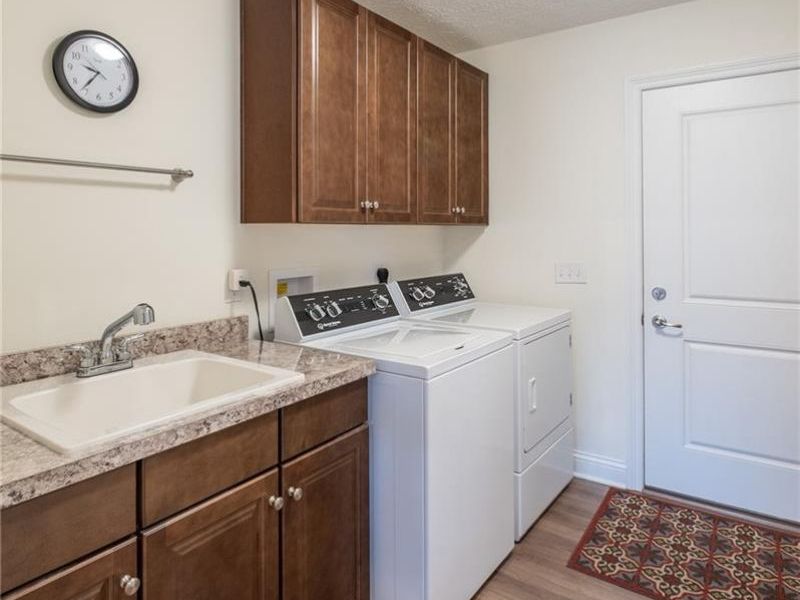 1475 Runnymeade Way, Beavercreek Township, OH 45385 Photo 11