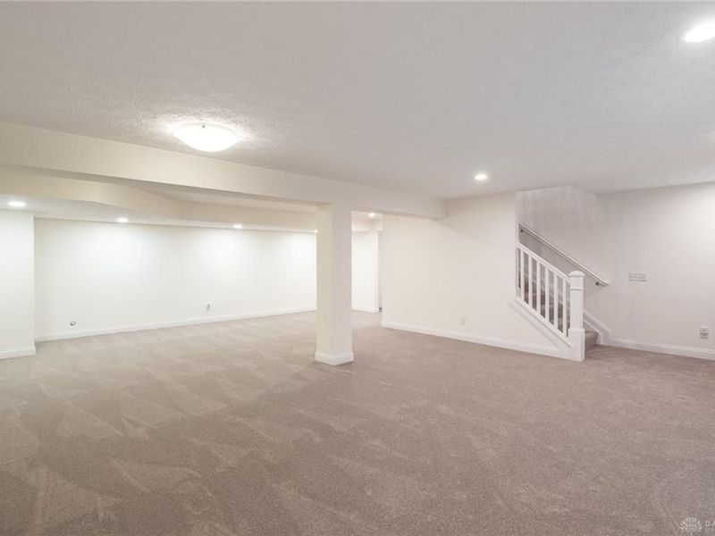 1475 Runnymeade Way, Beavercreek Township, OH 45385 Photo 25