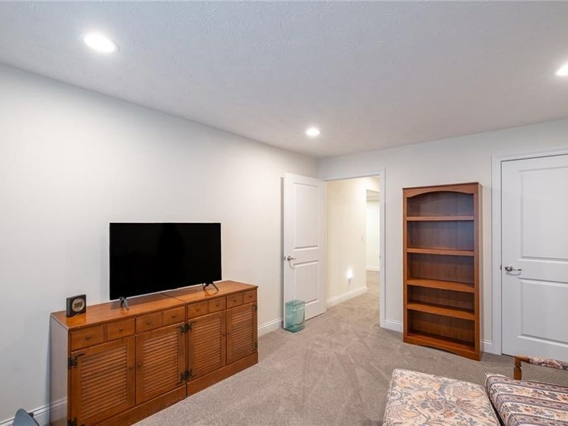 1475 Runnymeade Way, Beavercreek Township, OH 45385 Photo 30