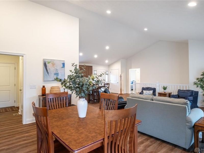 1475 Runnymeade Way, Beavercreek Township, OH 45385 Photo 9