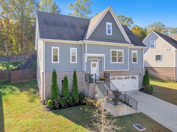 1728 Woodland Pointe Dr, Nashville, TN 37214