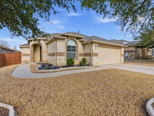 201 Caddo Lake DR, Georgetown, TX 78628