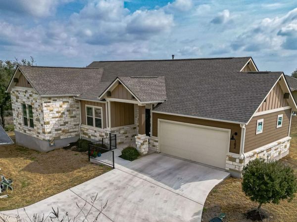 113 Mulligan DR, Unit 102, San Marcos, TX 78666