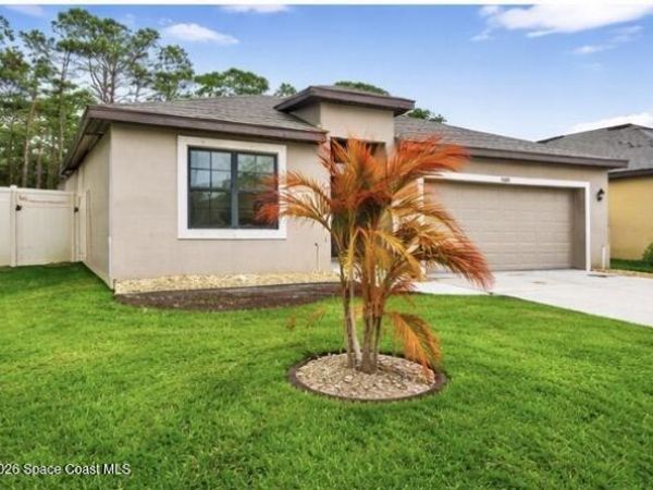 1686 Mineral Loop Drive NW , Palm Bay, FL 32907