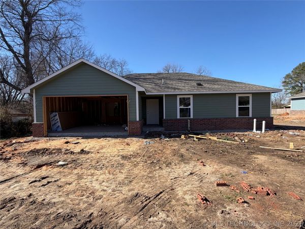 505 Jefferson Davis Boulevard , Fort Gibson, OK 74434