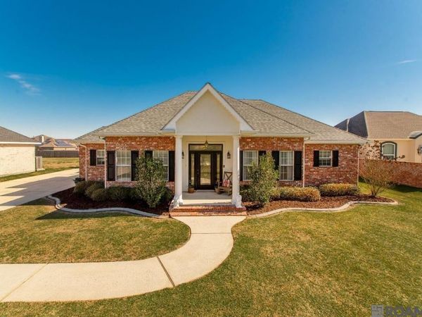 18134 River Rd Road, Montz, LA 70068