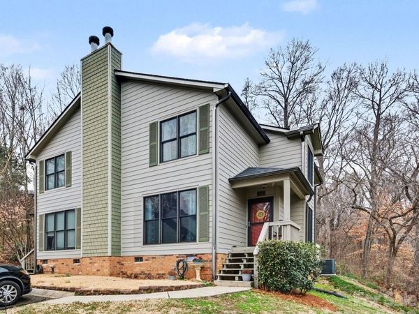 3240 Carlyle Drive NW, Concord, NC 28027