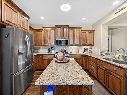 2217 Ryedale Ln, Sacramento, CA 95835 Photo