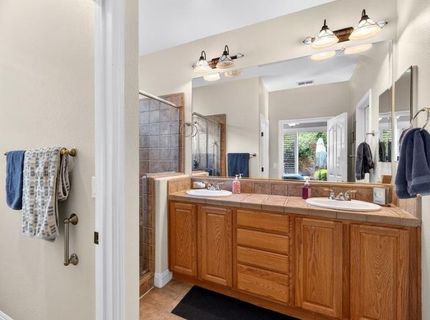 2217 Ryedale Ln, Sacramento, CA 95835 Photo