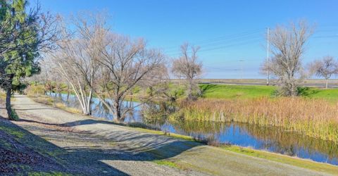 2217 Ryedale Ln, Sacramento, CA 95835 Photo