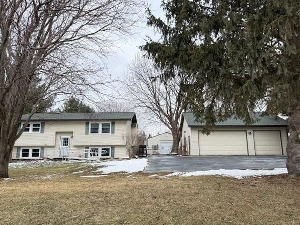 63149 280th Avenue, Byron, MN 55920