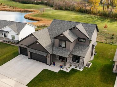 1870 Hadley Hills Drive NE, Rochester, MN 55906