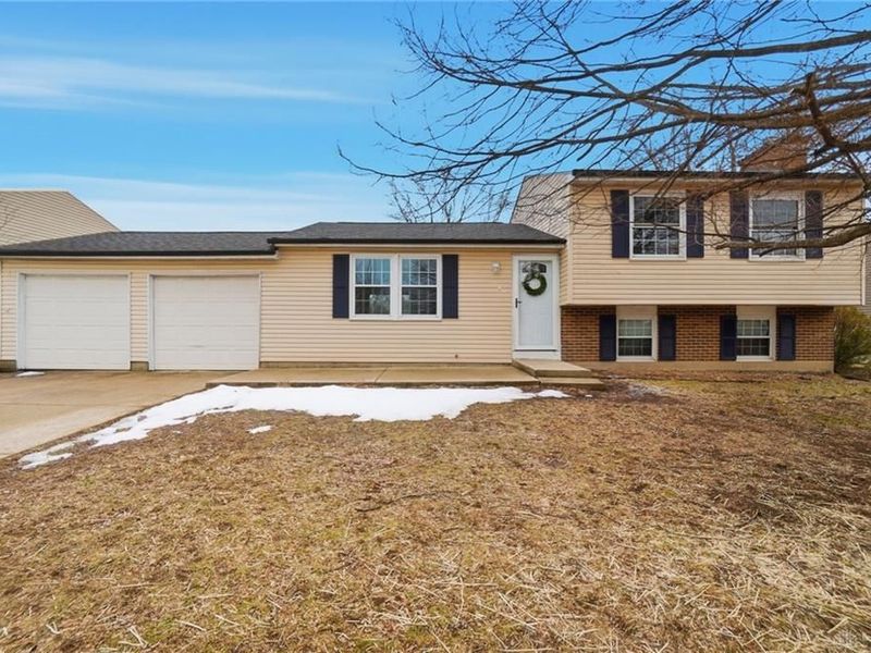 5540 Signet Drive, Huber Heights, OH 45424 Photo 1