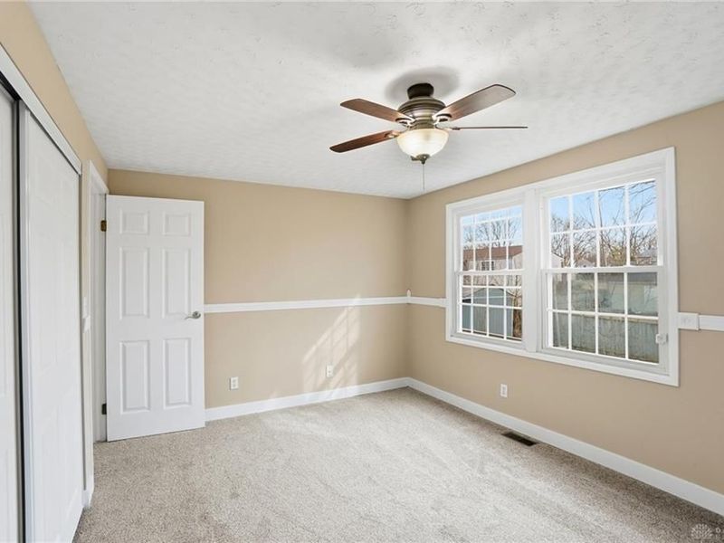 5540 Signet Drive, Huber Heights, OH 45424 Photo 25