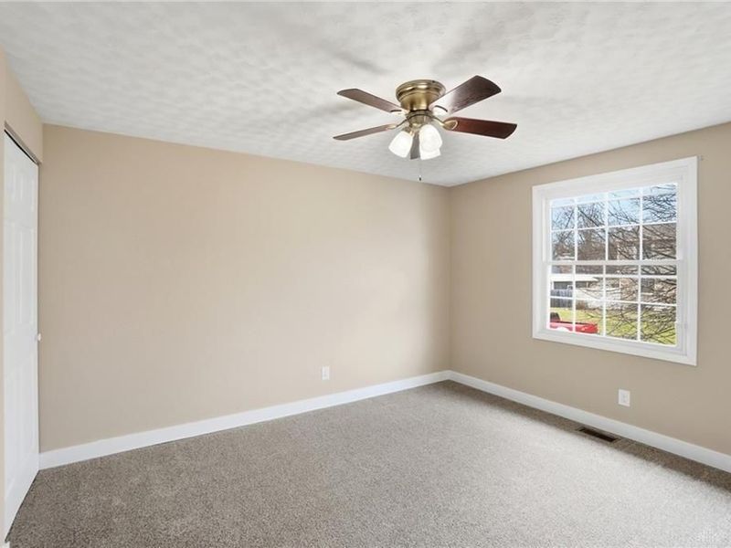 5540 Signet Drive, Huber Heights, OH 45424 Photo 26