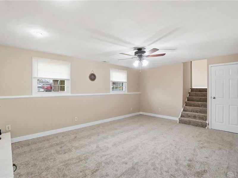 5540 Signet Drive, Huber Heights, OH 45424 Photo 32