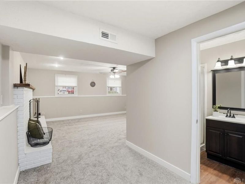 5540 Signet Drive, Huber Heights, OH 45424 Photo 38