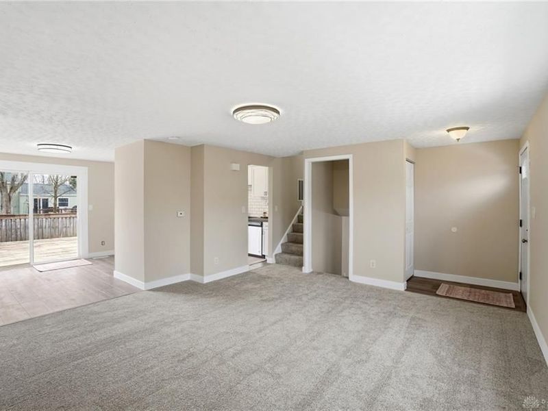 5540 Signet Drive, Huber Heights, OH 45424 Photo 7