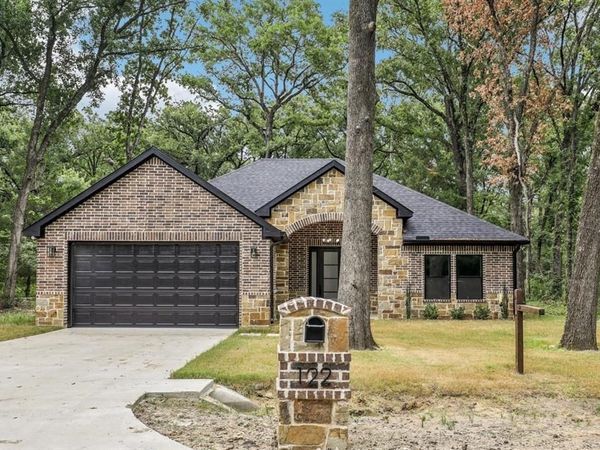 122 Quail Run Road, Trinidad, TX 75163