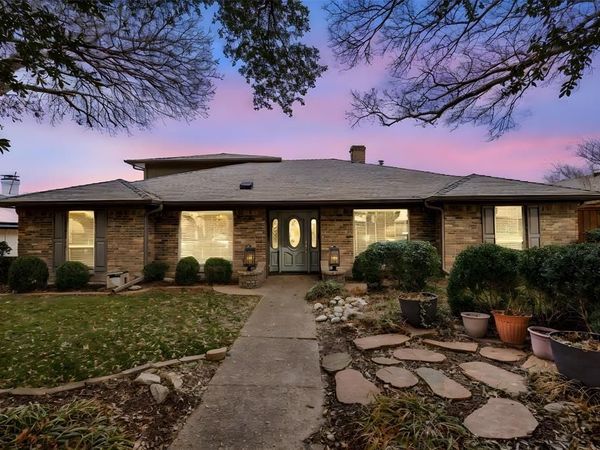 523 Stillmeadow Drive, Richardson, TX 75081